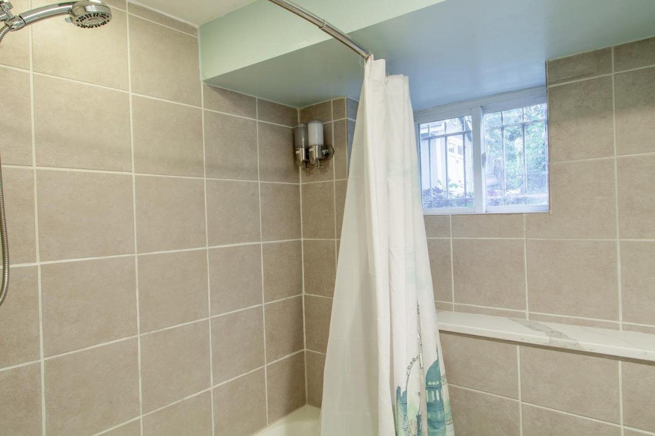 Delightful 1-Br Accommodations Nearby Metro واشنطن المظهر الخارجي الصورة